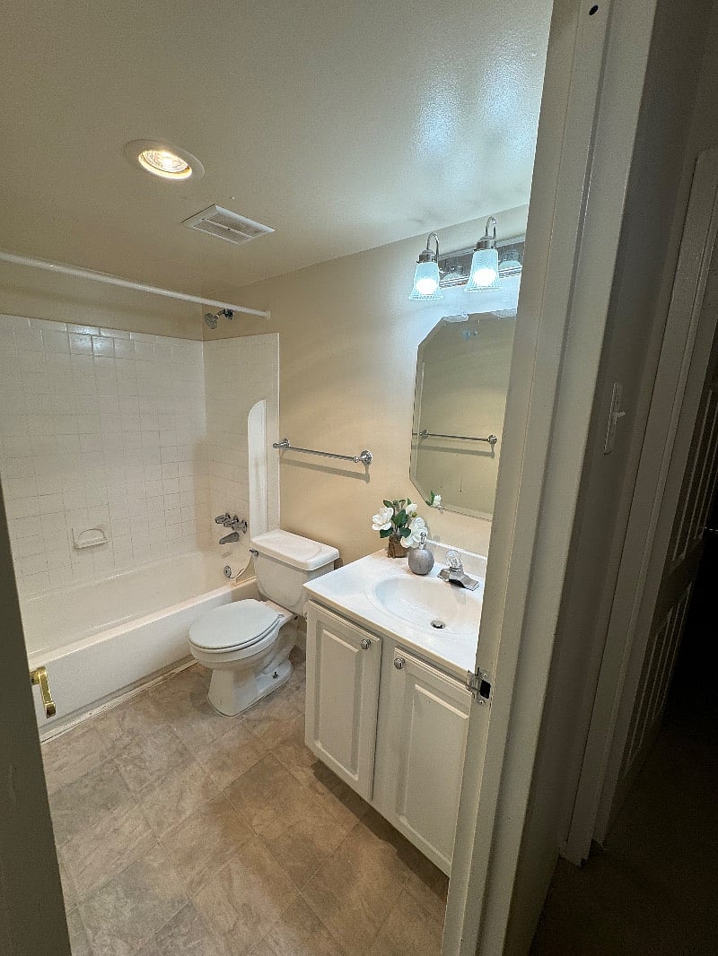 Furnished Finder property 607129_1 photo 11