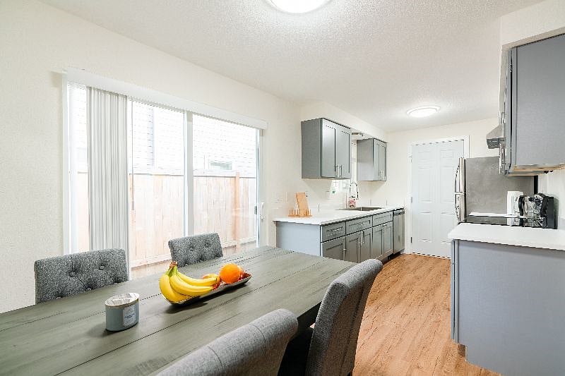 Furnished Finder property 607149_1 photo 5