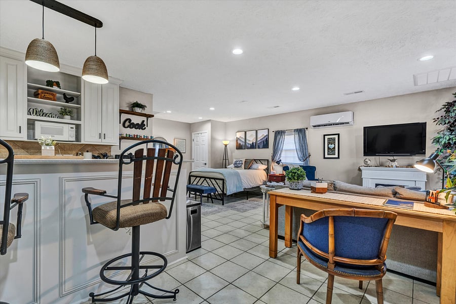 Furnished Finder property 607247_1 photo 5