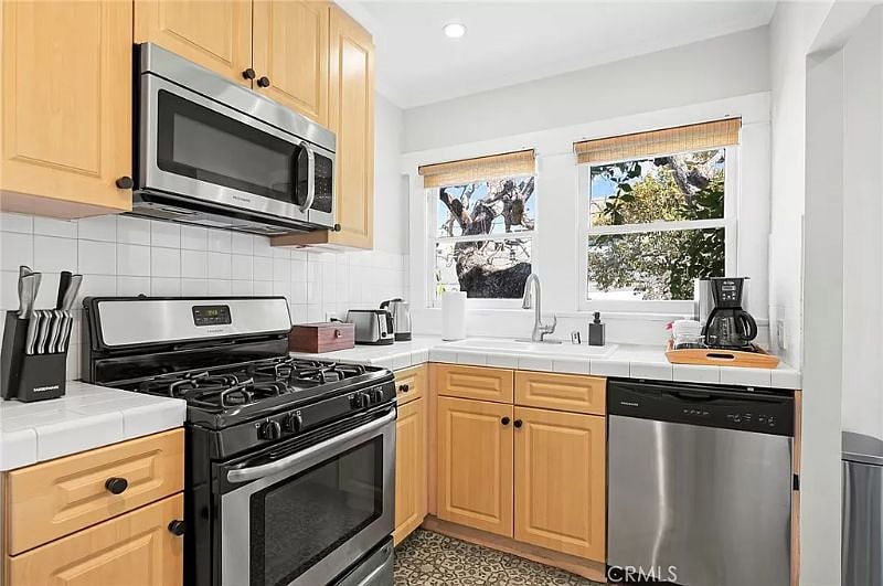 Furnished Finder property 607323_1 photo 9