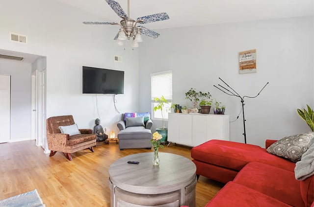 Furnished Finder property 607381_1 photo 10