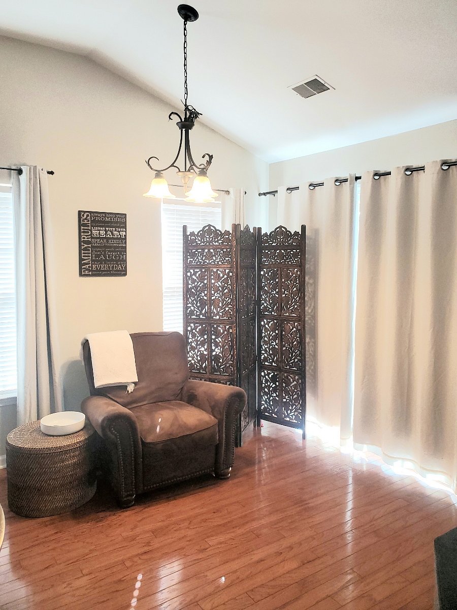 Extra Sitting Area