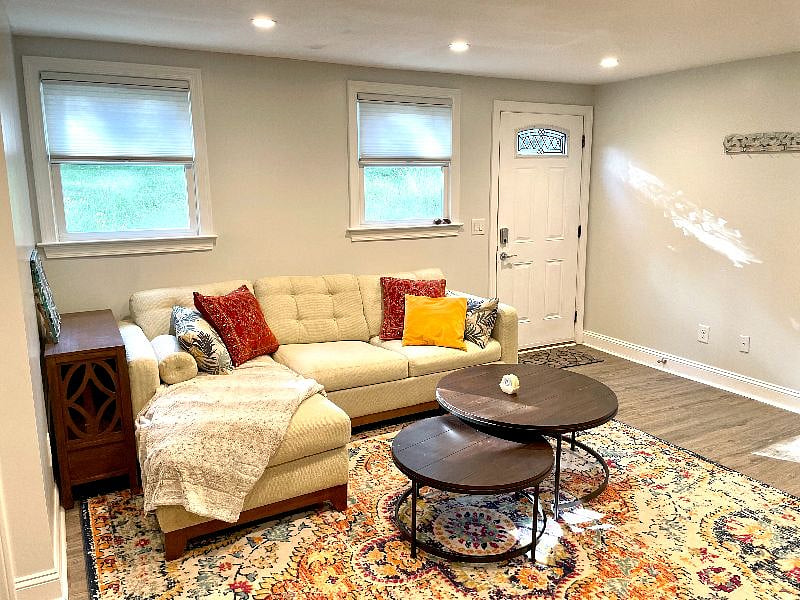 Furnished Finder property 607433_1 photo 3