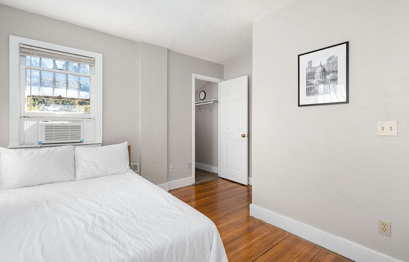 2nd bedroom with large walk in closet