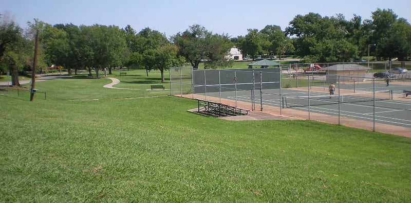 100 feet to Goodholm park
