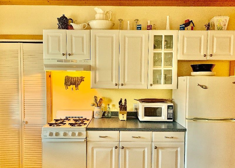 White Kitchen
