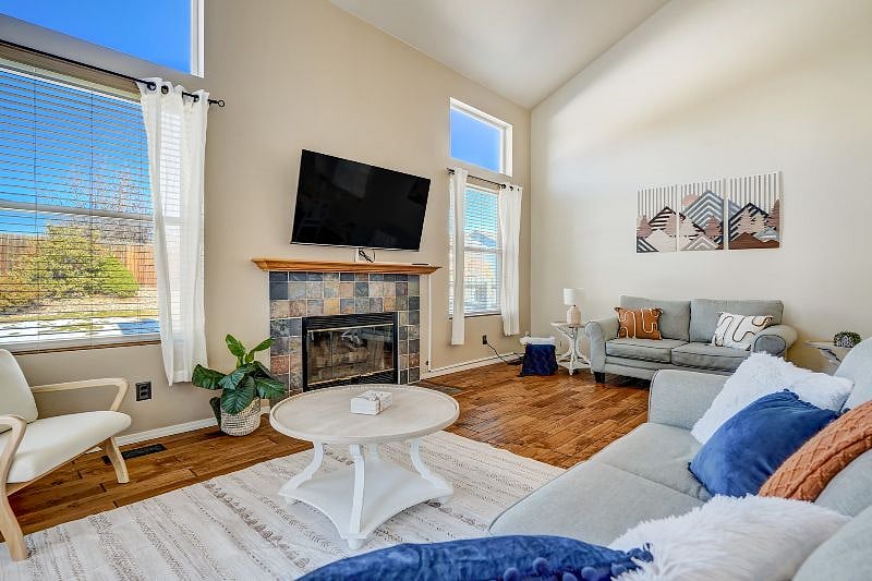 Furnished Finder property 607496_1 photo 1