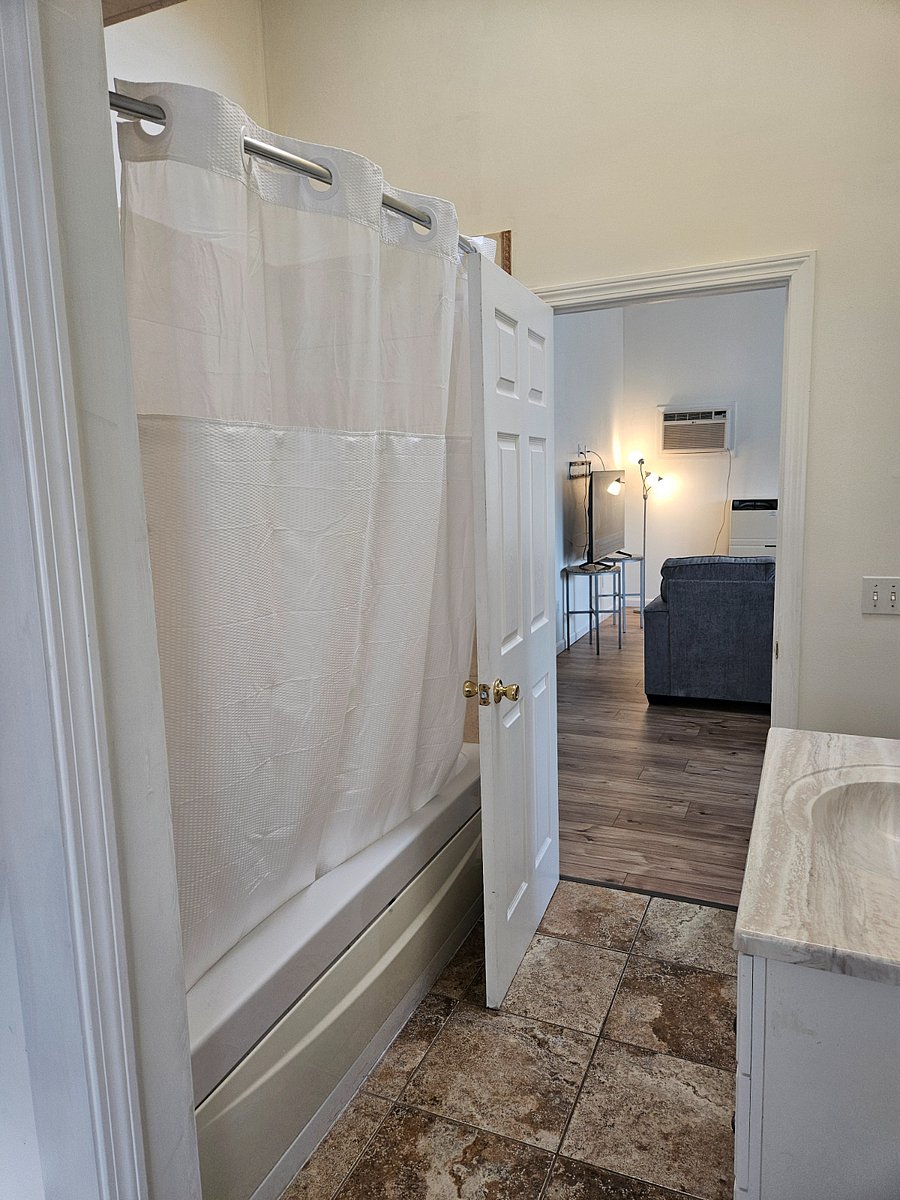 Furnished Finder property 607519_1 photo 9
