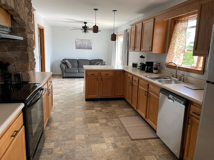 Lodge - Unit A Kitchen