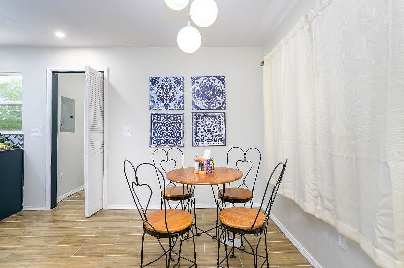 Furnished Finder property 607583_1 photo 29