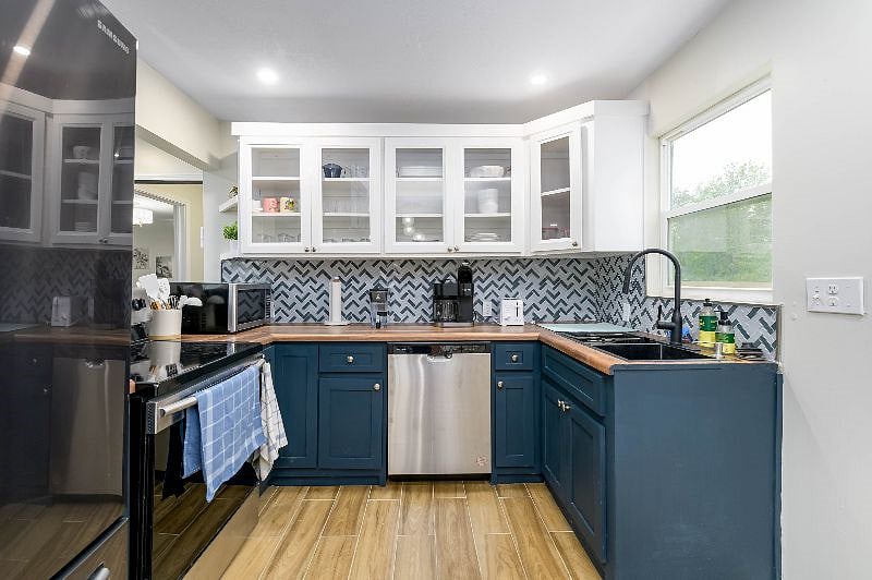 Furnished Finder property 607583_1 photo 34