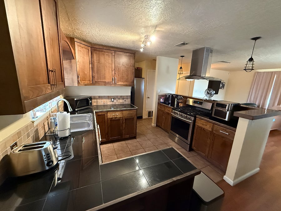 Furnished Finder property 607617_1 photo 4
