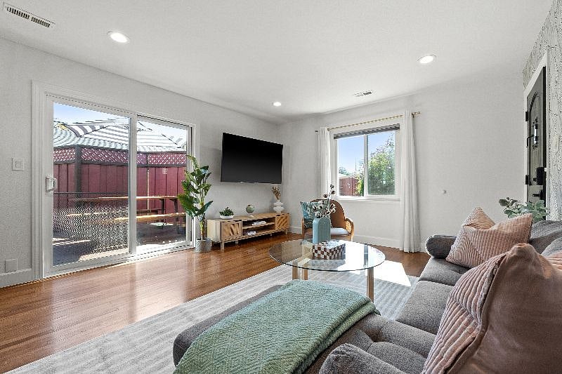 Furnished Finder property 607648_1 photo 14