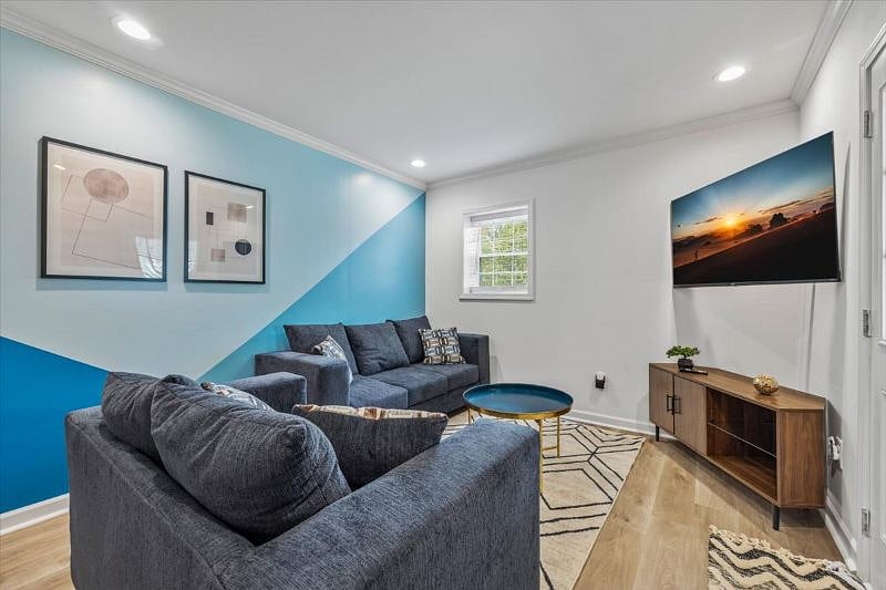 Furnished Finder property 607657_1 photo 3