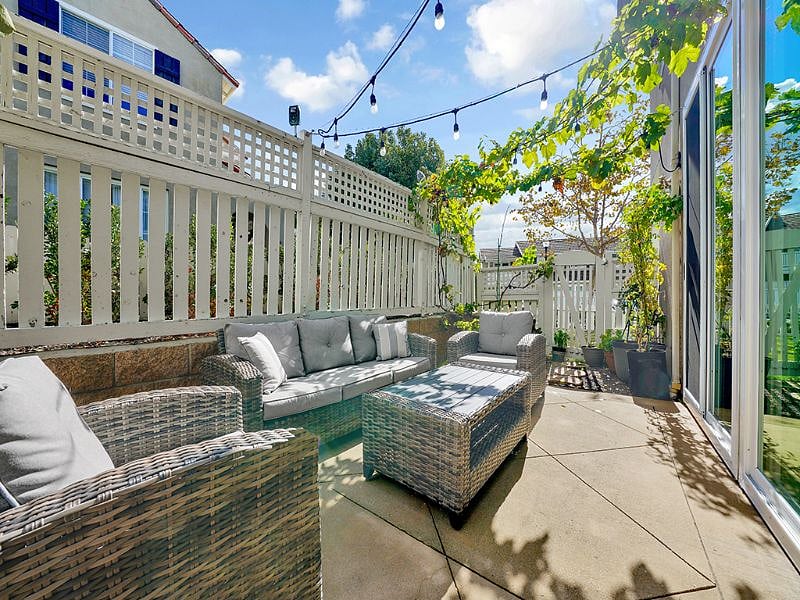 Furnished Finder property 607728_1 photo 15