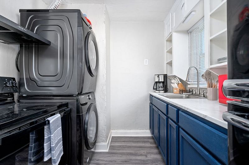 Updated kitchen with quartz countertops 