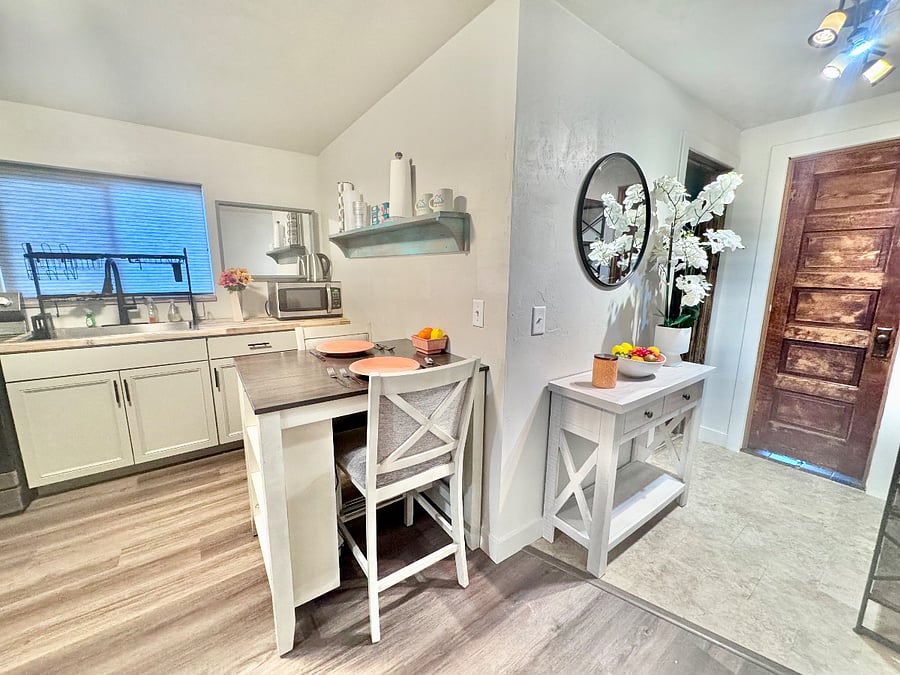 Furnished Finder property 607816_1 photo 3