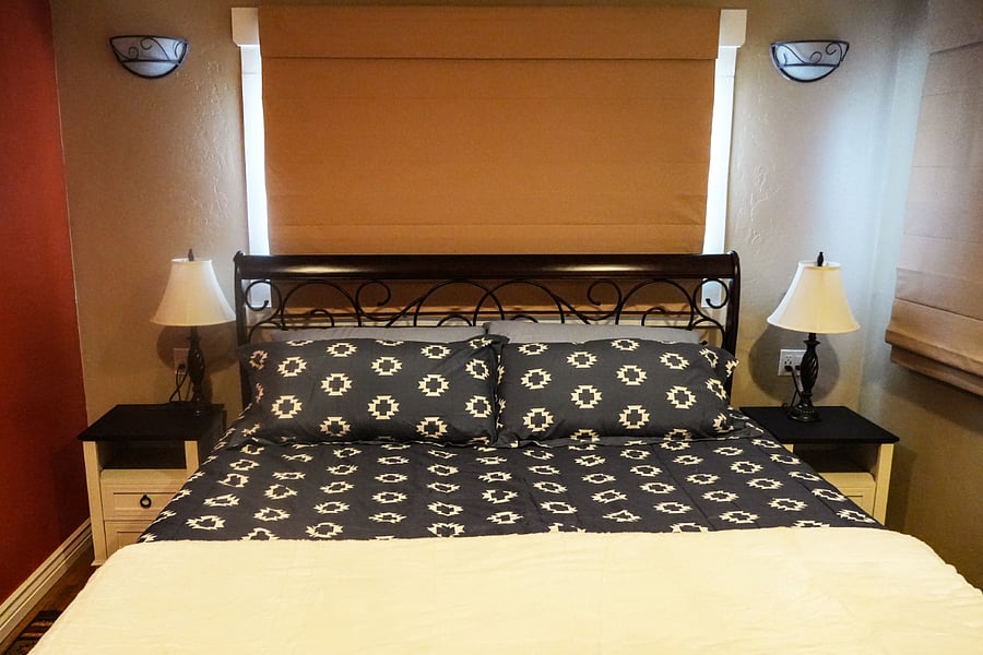 King bed with nightstands