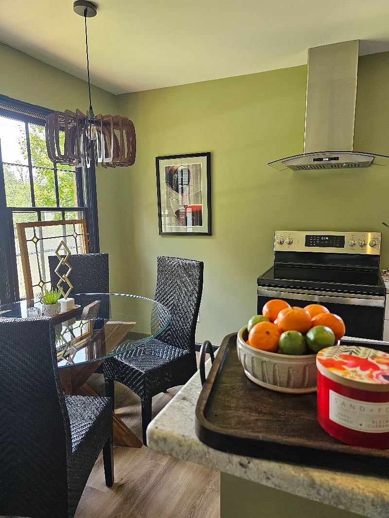 Furnished Finder property 607883_1 photo 8