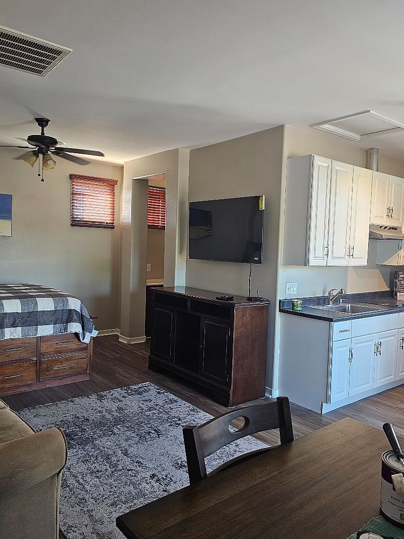 Furnished Finder property 607900_1 photo 5
