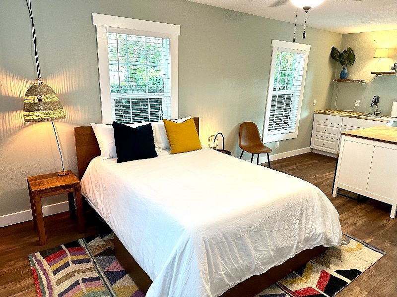 Furnished Finder property 608036_1 photo 4