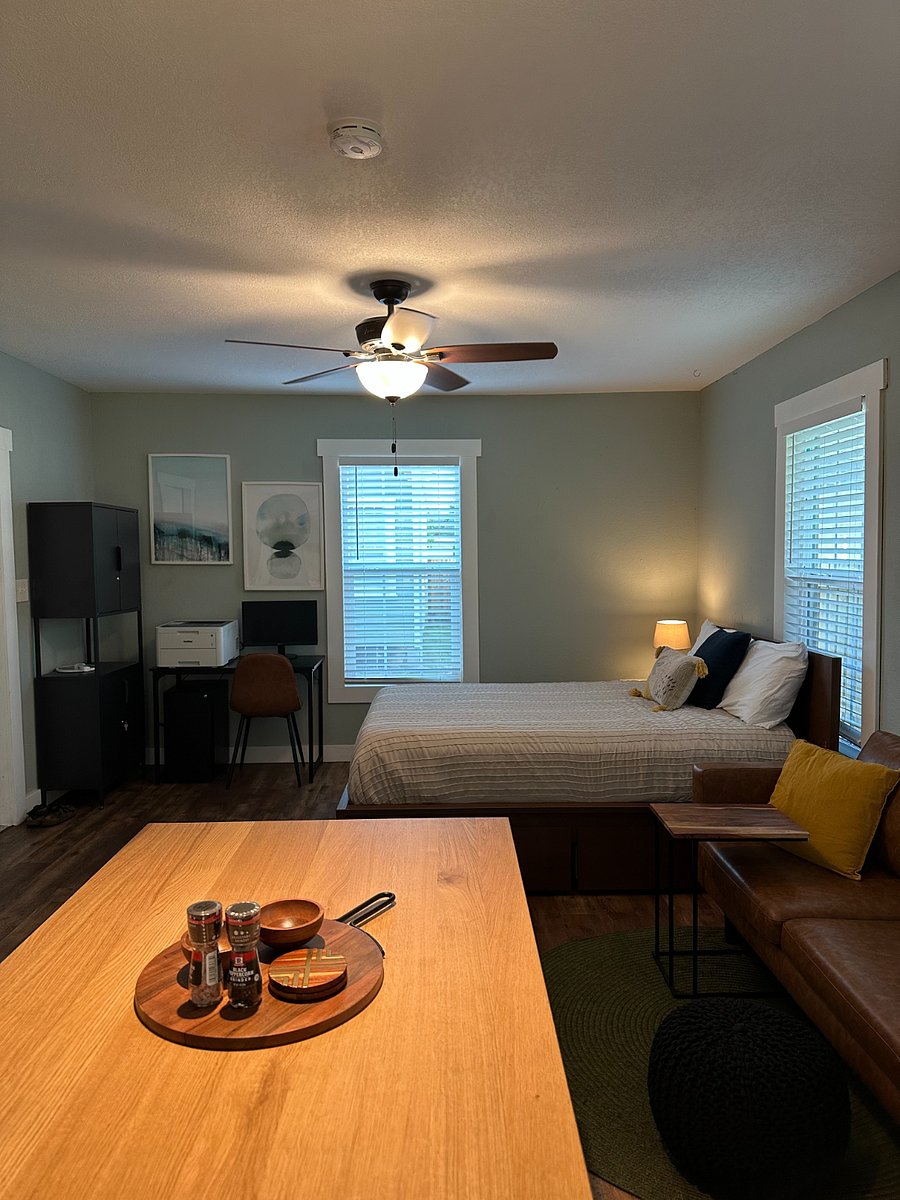 Furnished Finder property 608036_1 photo 3