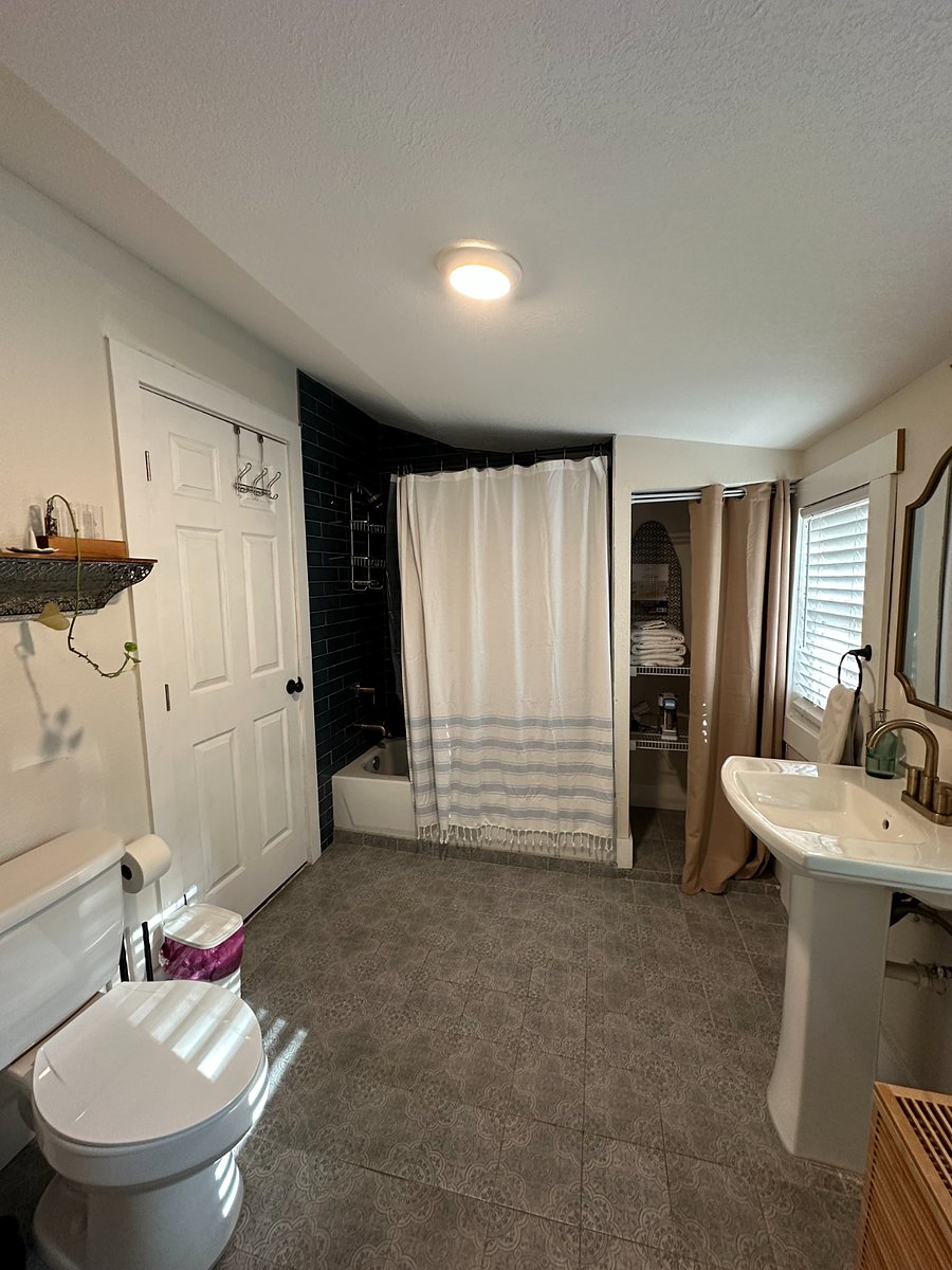 Furnished Finder property 608036_1 photo 6