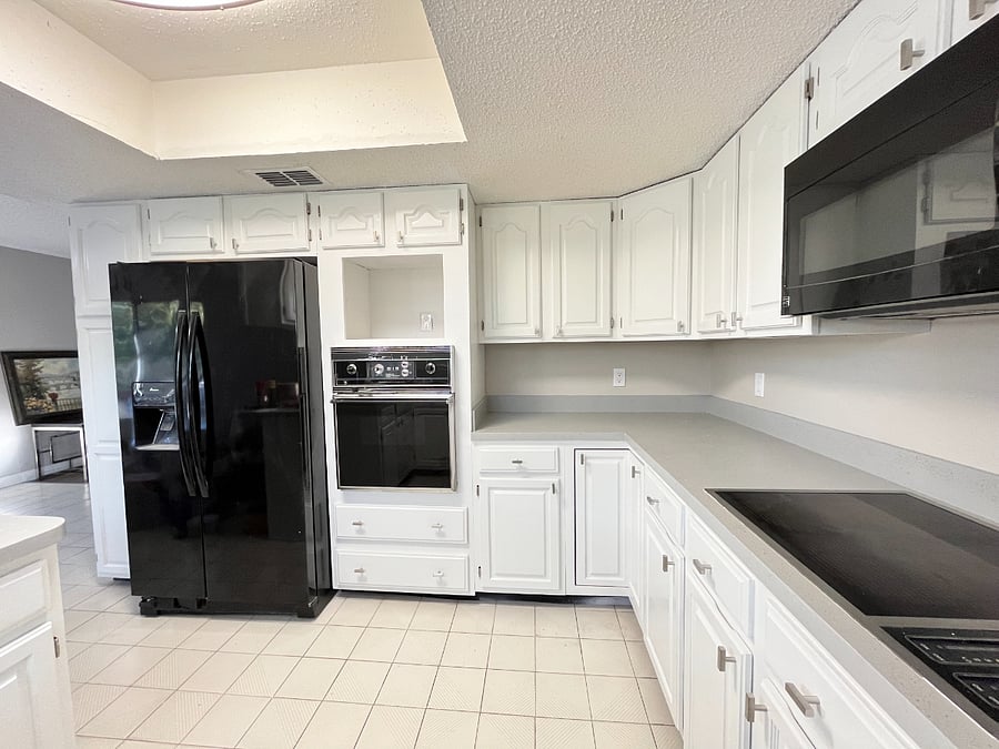 Large kitchen