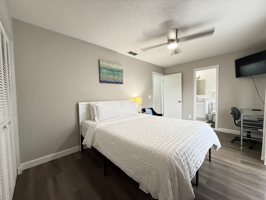 Furnished Finder property 608056_2 photo 25
