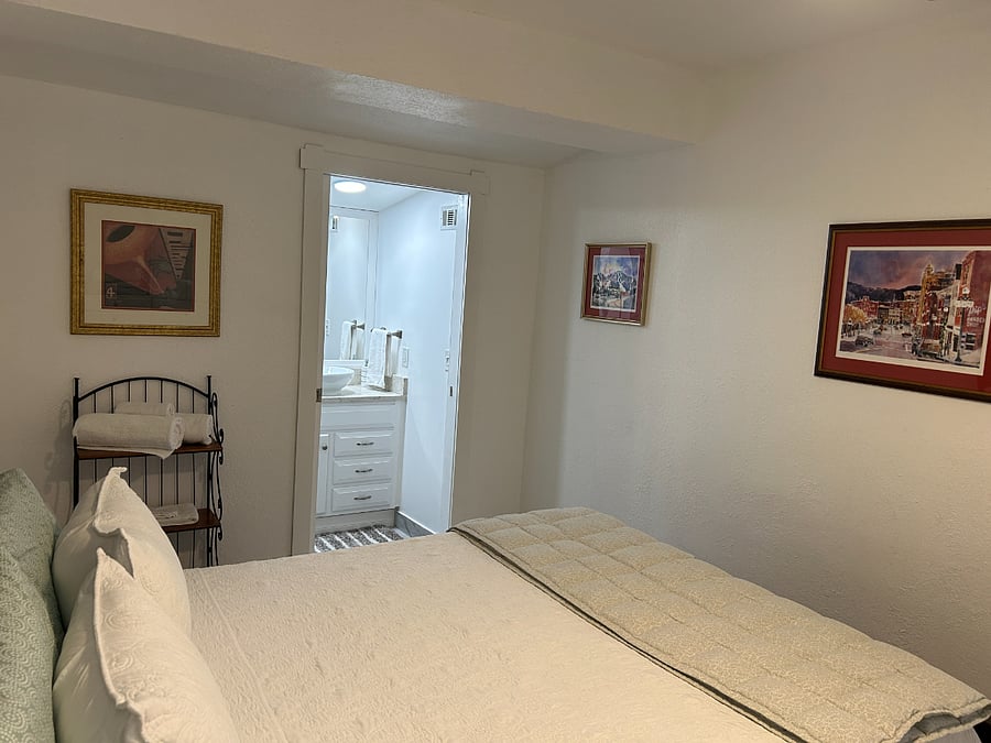 Furnished Finder property 608061_1 photo 14
