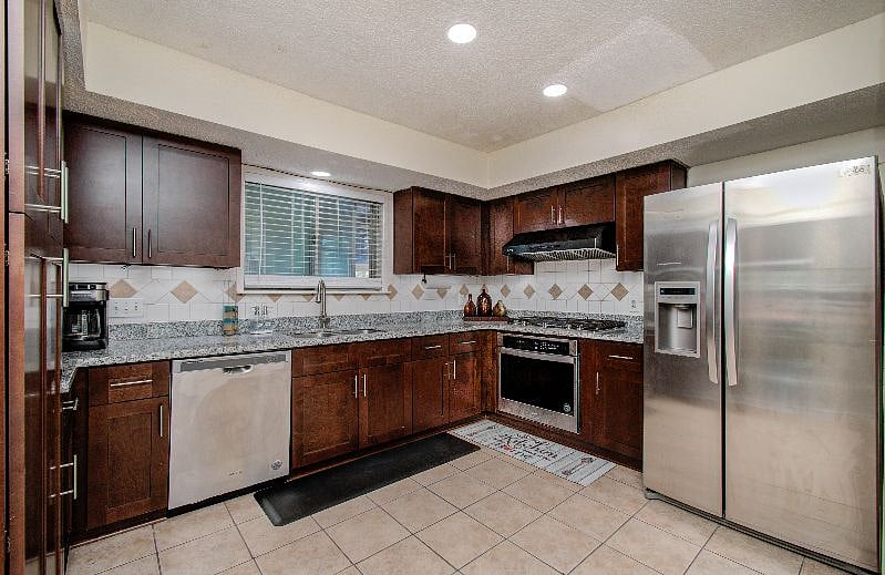 Furnished Finder property 608078_1 photo 12