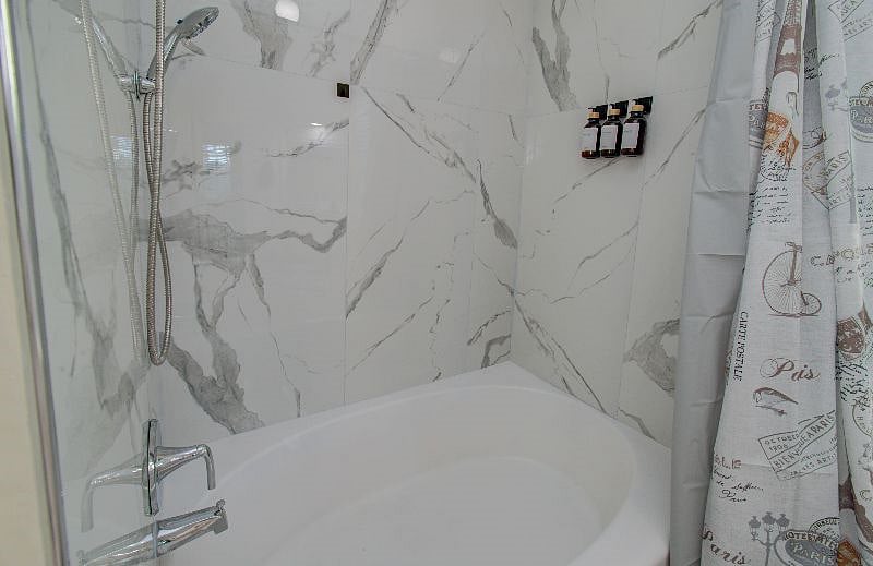 Furnished Finder property 608078_1 photo 21