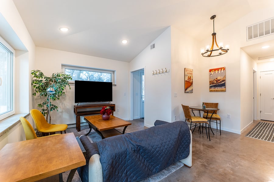 Furnished Finder property 608159_1 photo 7
