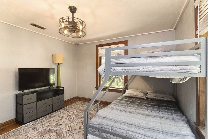 Furnished Finder property 608222_1 photo 8