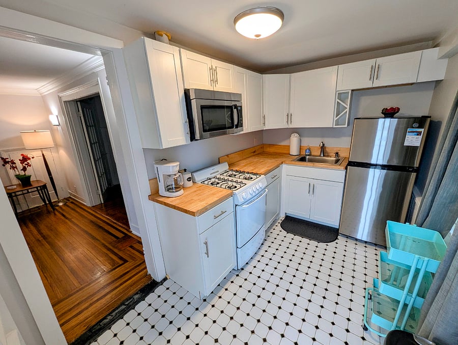 Furnished Finder property 608303_2 photo 4