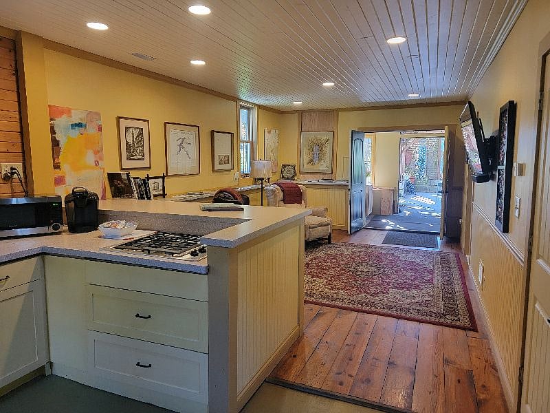 Furnished Finder property 608337_1 photo 14