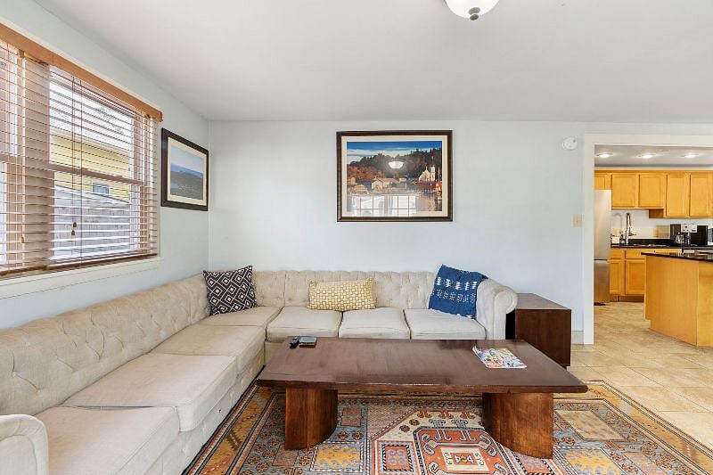 Furnished Finder property 608339_1 photo 3