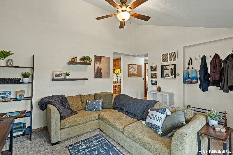 Furnished Finder property 608359_1 photo 4