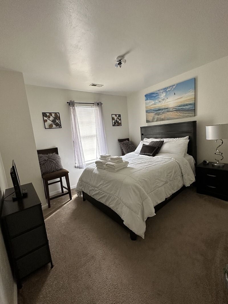 Furnished Finder property 608366_1 photo 4
