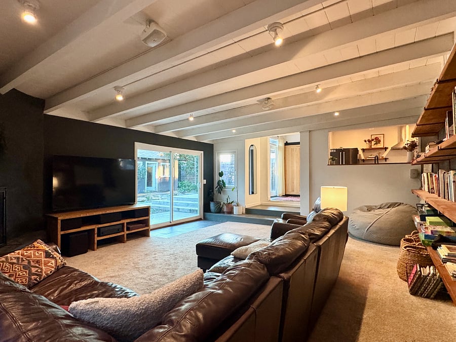 Furnished Finder property 608438_1 photo 21