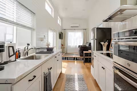 Furnished Finder property 608439_1 photo 7