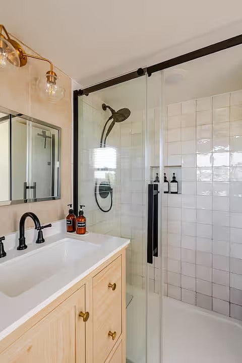 Furnished Finder property 608439_1 photo 6