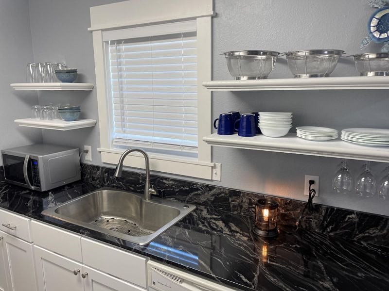 Furnished Finder property 608515_1 photo 8