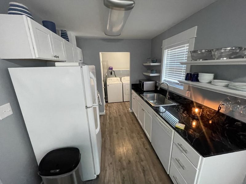 Furnished Finder property 608515_1 photo 10