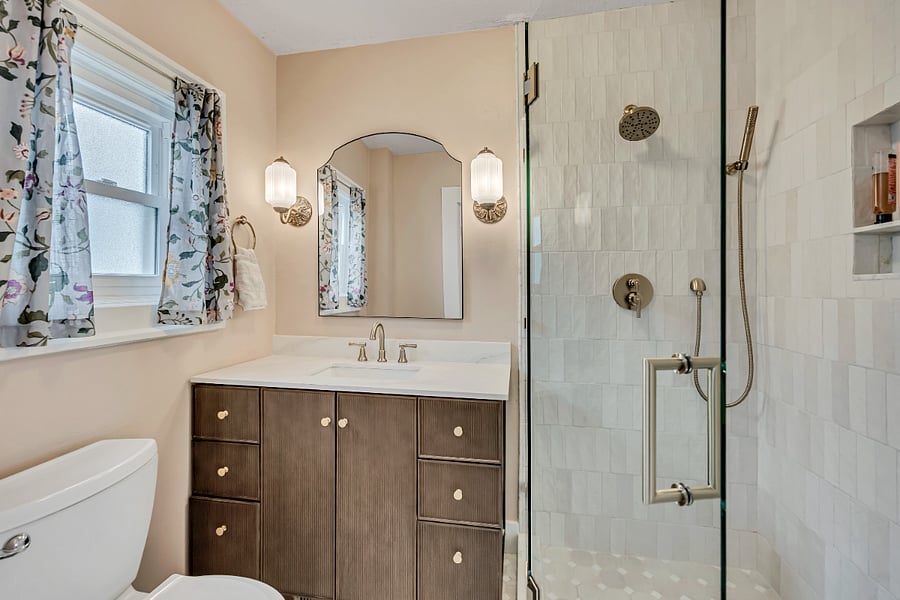 Private Bathroom in Bedroom #2