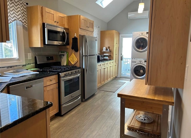 Furnished Finder property 608554_1 photo 13
