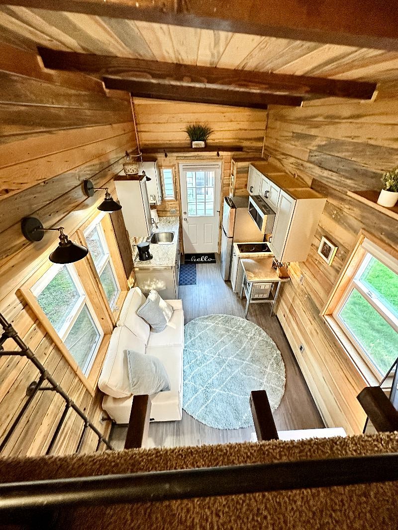 Furnished Finder property 608587_1 photo 22