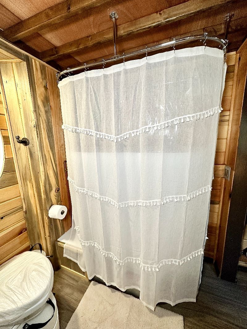 Furnished Finder property 608587_1 photo 28