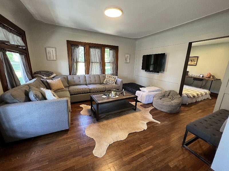 Furnished Finder property 608603_1 photo 6