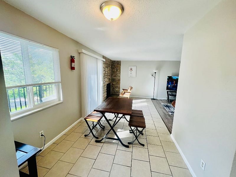 Furnished Finder property 608663_1 photo 4